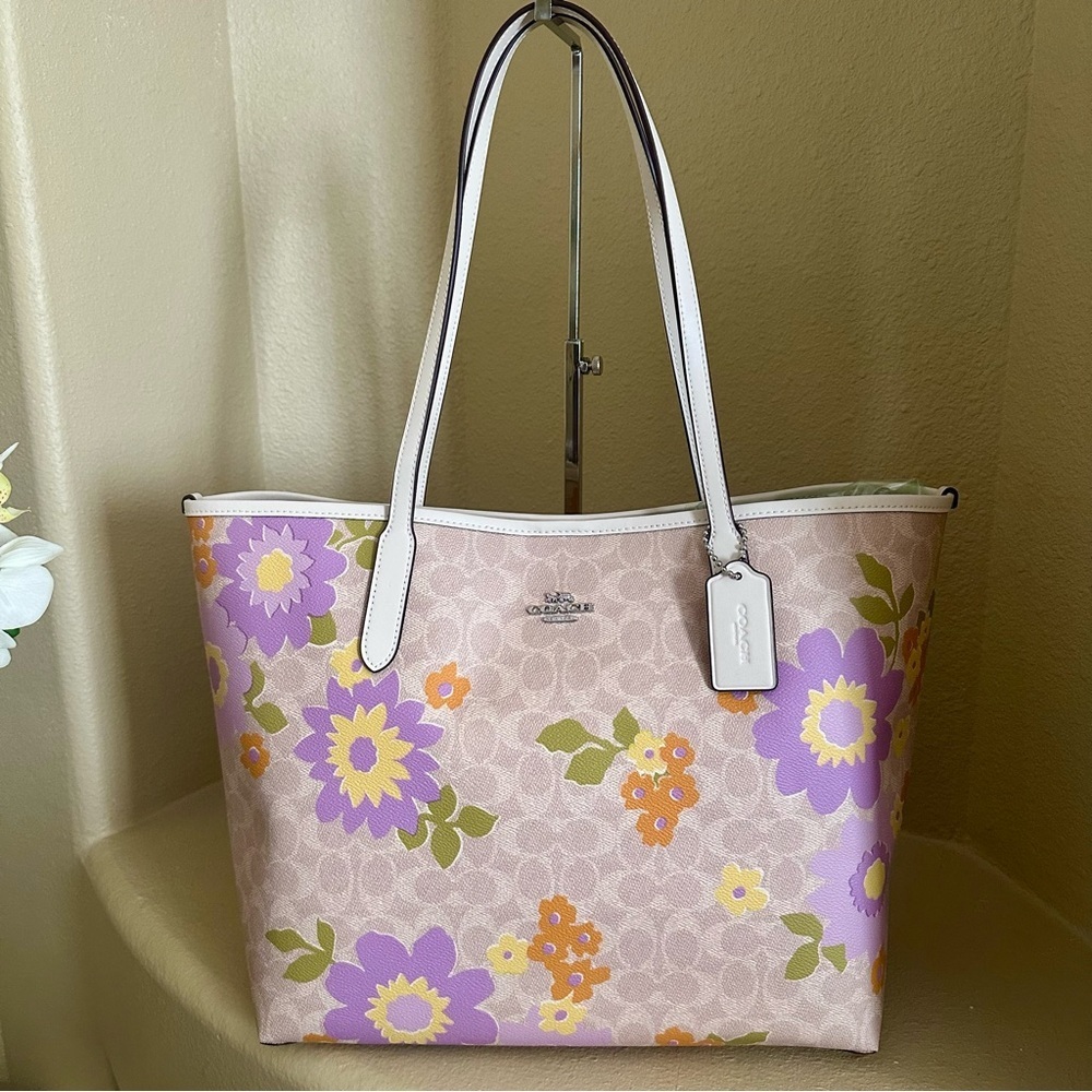 New Coach City Tote Bag In Signature Canvas With Floral Print - Picture 3 of 12